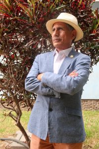 - Gonzalo Espino Relucé